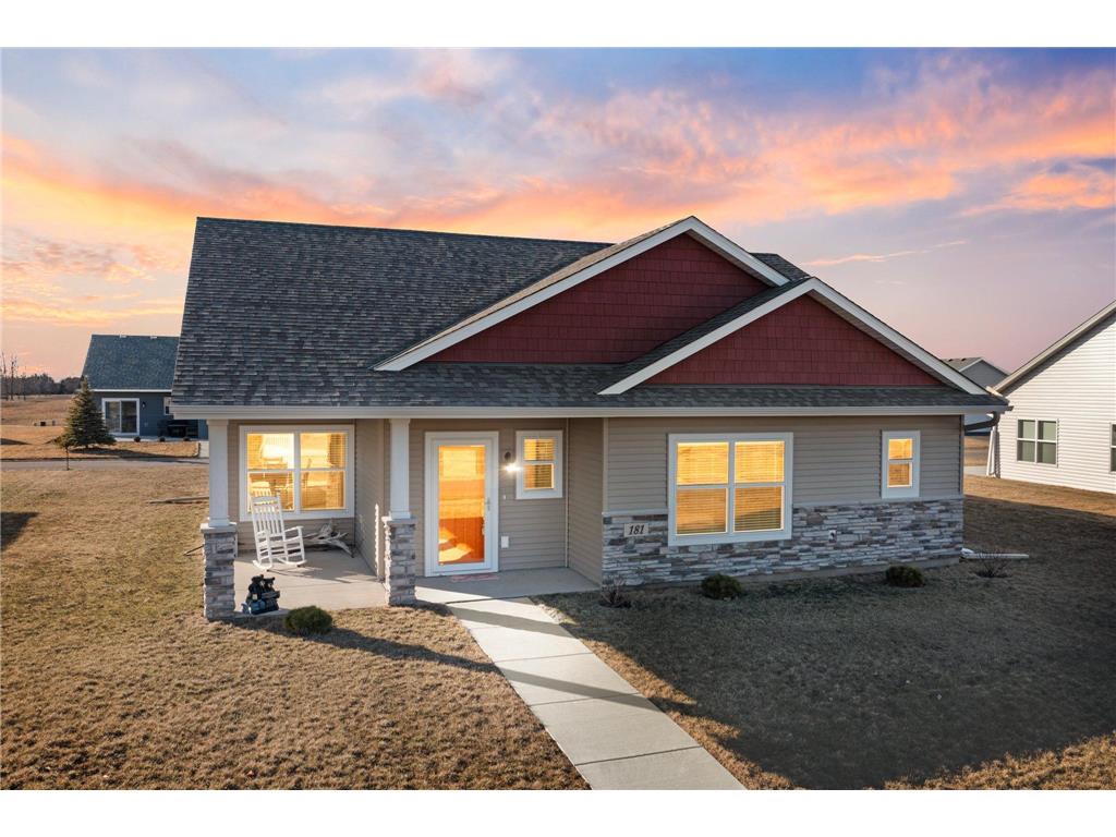 181 Gateway Parkway Osceola WI 54020 6496041 image1