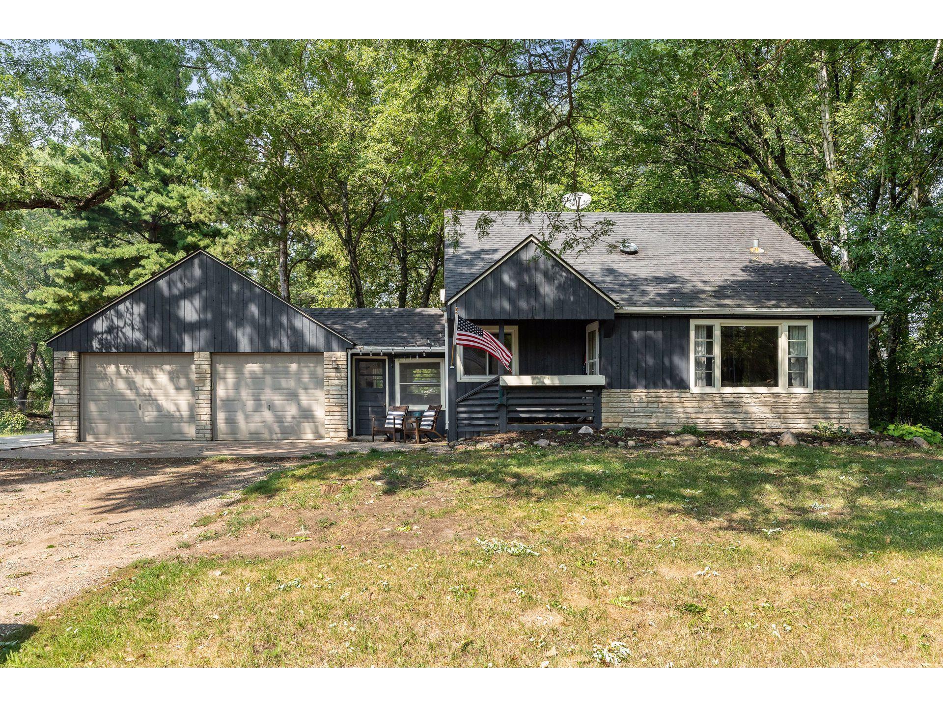 181 Hickory Street Mahtomedi MN 55115 6123375 image1