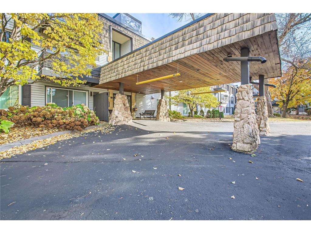 181 Little Canada Road E #214 Little Canada MN 55117 6624901 image1