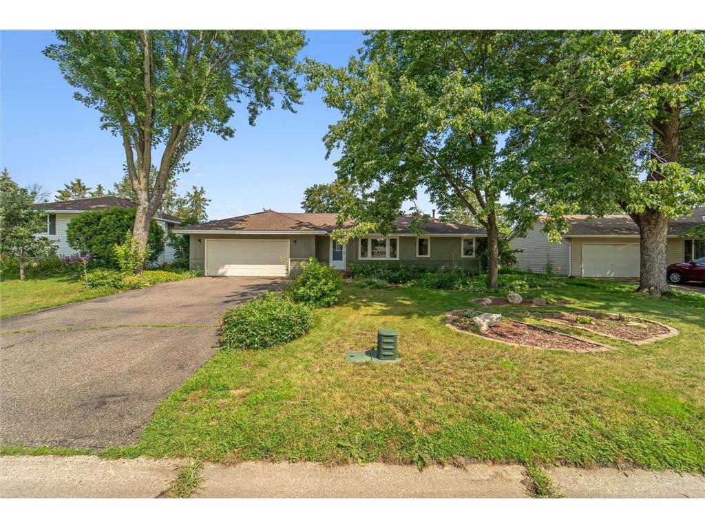 181 Strese Lane Apple Valley MN 55124 6577858 image1