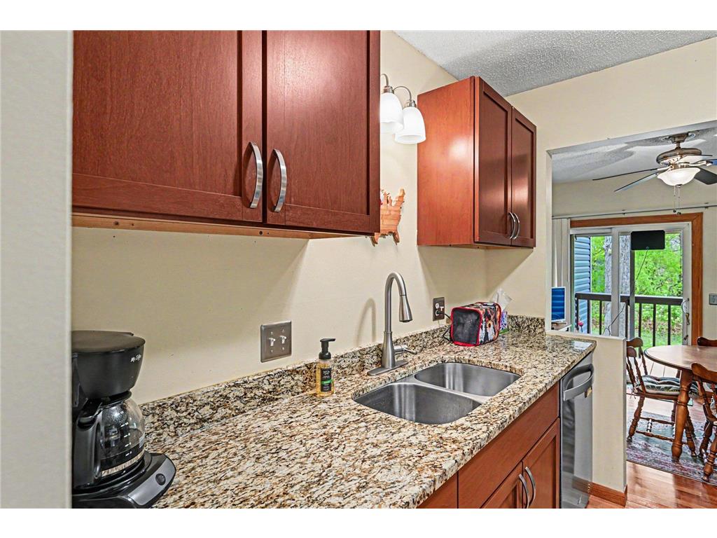 1810 113th Lane NW Coon Rapids MN 55433 7065557 image9