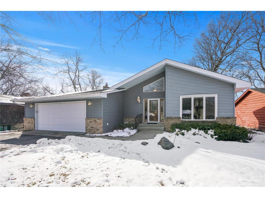 1810 26th Avenue NW New Brighton MN 55112 - Diane 6491244 image1