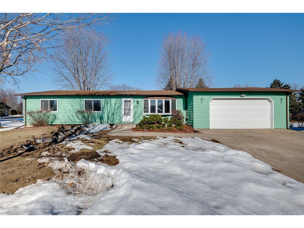 1810 Aspen Court, Northfield, MN, 55057 MLS 6346212 Edina Realty