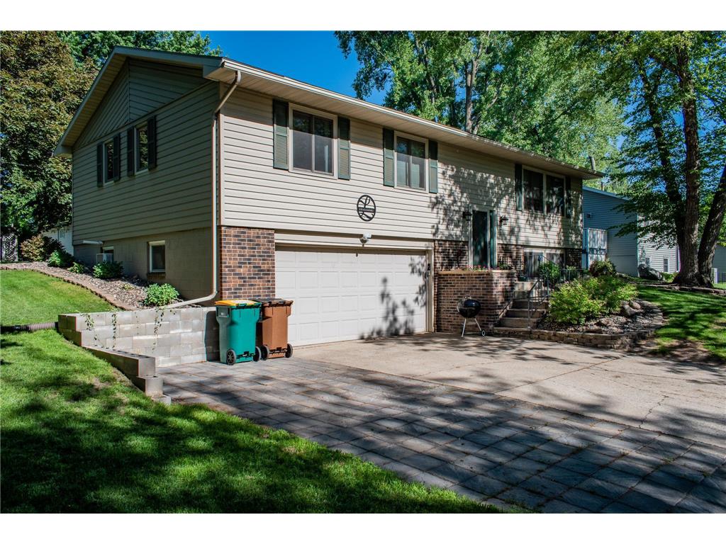 1810 Brookside Drive, Albert Lea, MN 56007 MLS 6222113 Edina Realty