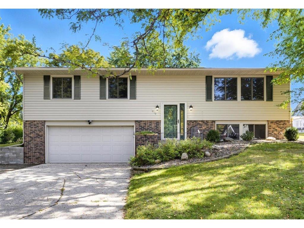 1810 Brookside Drive Albert Lea MN 56007 6770176 image1