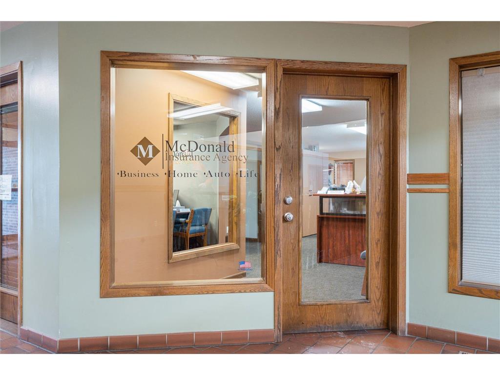 1810 Crest View Drive #1 Hudson WI 54016 6794720 image4