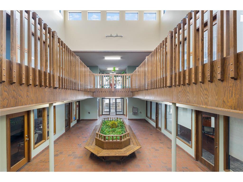 1810 Crest View Drive #4 Hudson WI 54016 6794764 image2