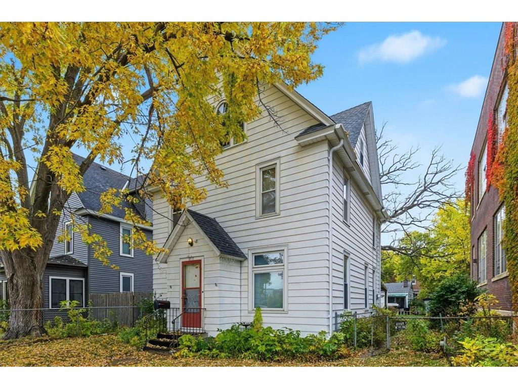 1810 Dupont Avenue N Minneapolis MN 55411 7005730 image1
