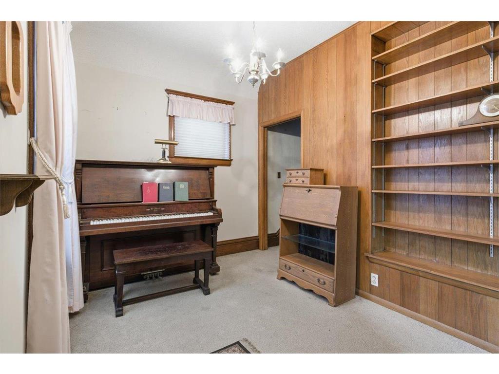 1810 Dupont Avenue N Minneapolis MN 55411 7005730 image12