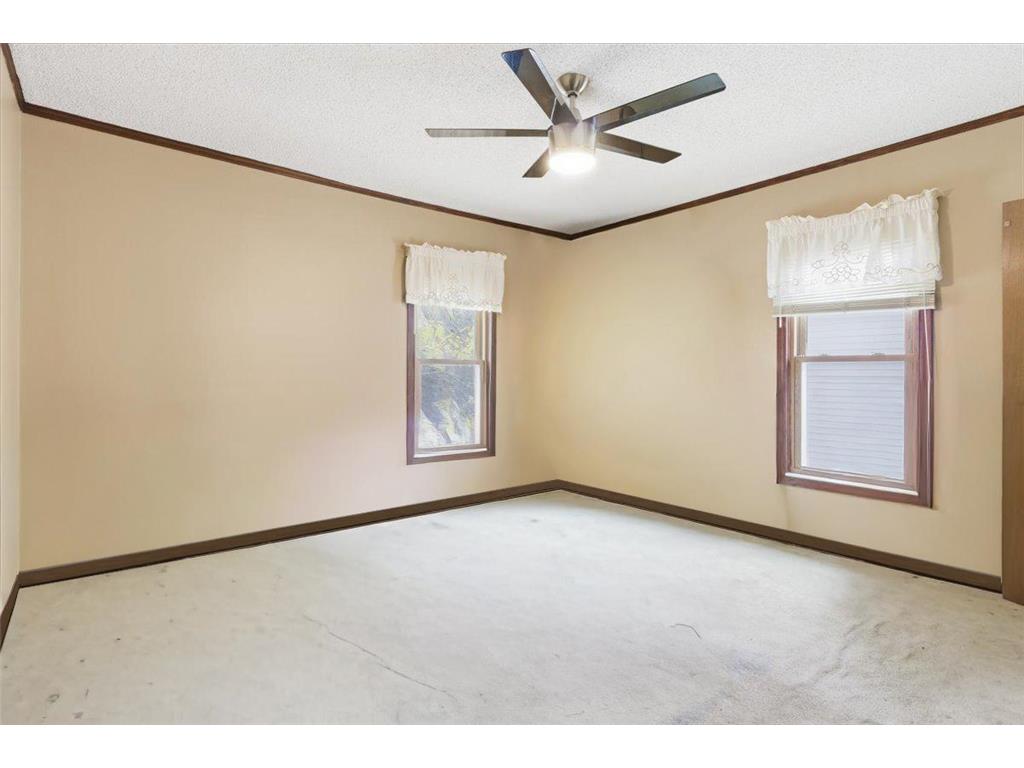 1810 Dupont Avenue N Minneapolis MN 55411 7005730 image15