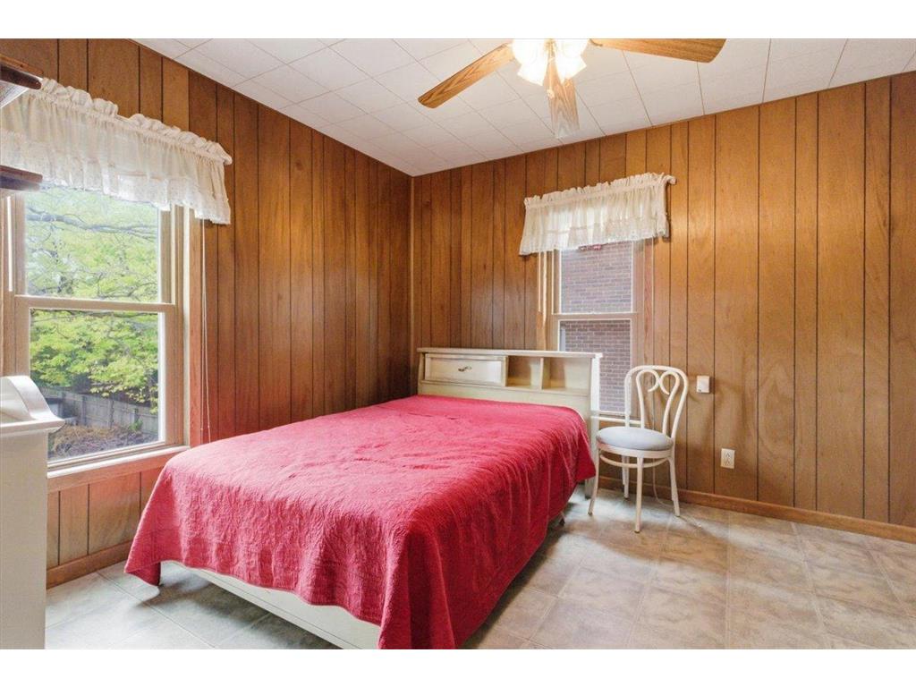 1810 Dupont Avenue N Minneapolis MN 55411 7005730 image18