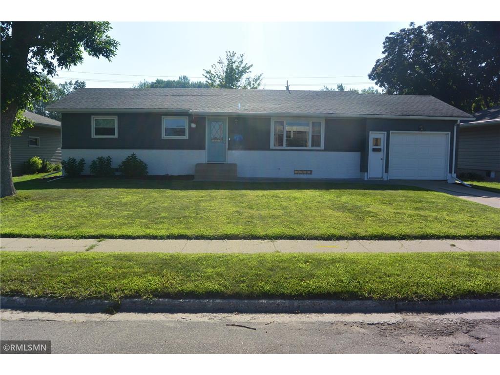 1810 Hennepin Avenue N Glencoe MN 55336 6751909 image1