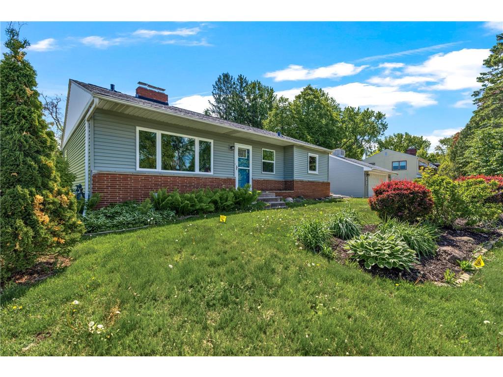 1810 Maryknoll Avenue Maplewood MN 55109 6694652 image1