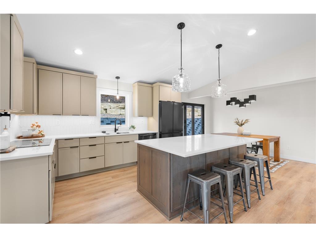 1810 Mayowood Road SW Rochester MN 55902 7013676 image9