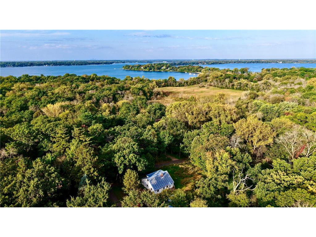 1810 Moccasin Avenue Mahtomedi MN 55115 6798695 image1