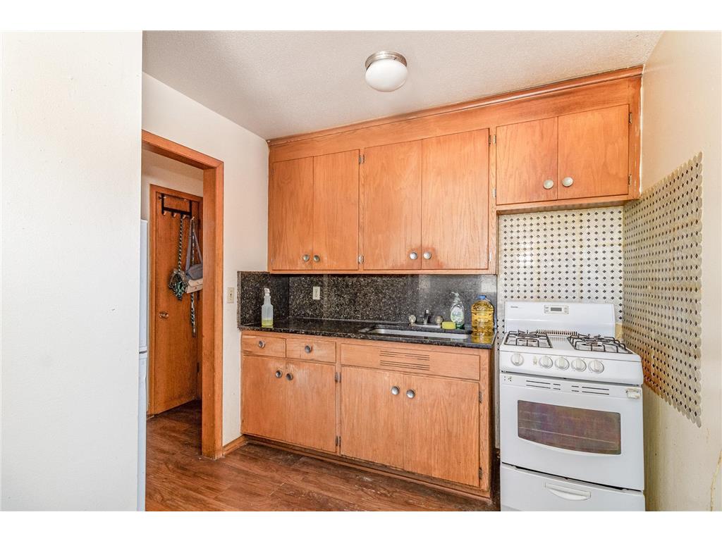 1810 Portland Avenue Minneapolis MN 55404 6793568 image17