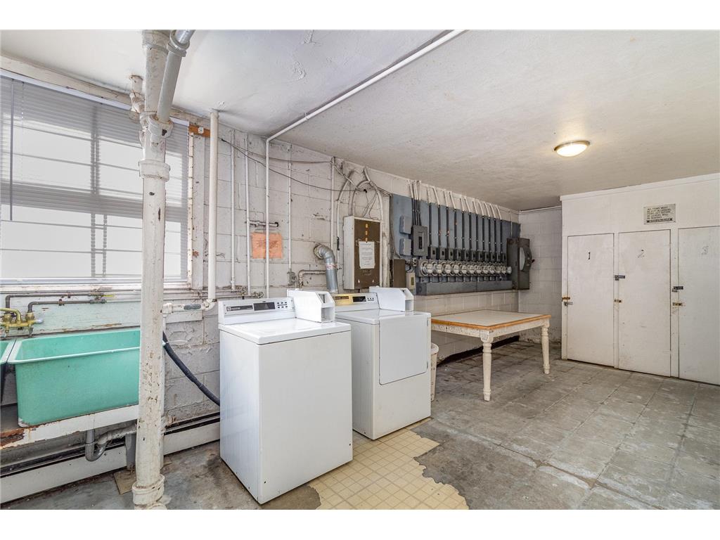 1810 Portland Avenue Minneapolis MN 55404 6793568 image20