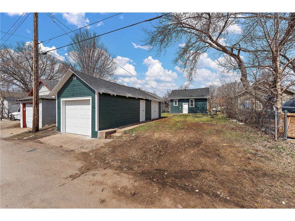 1810 Ross Avenue E Saint Paul MN 55119 7069486 image32