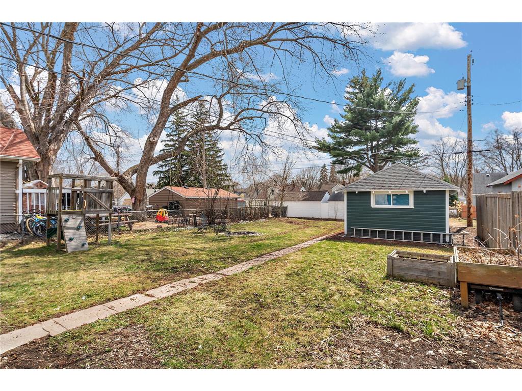 1810 Ross Avenue E Saint Paul MN 55119 7069486 image35