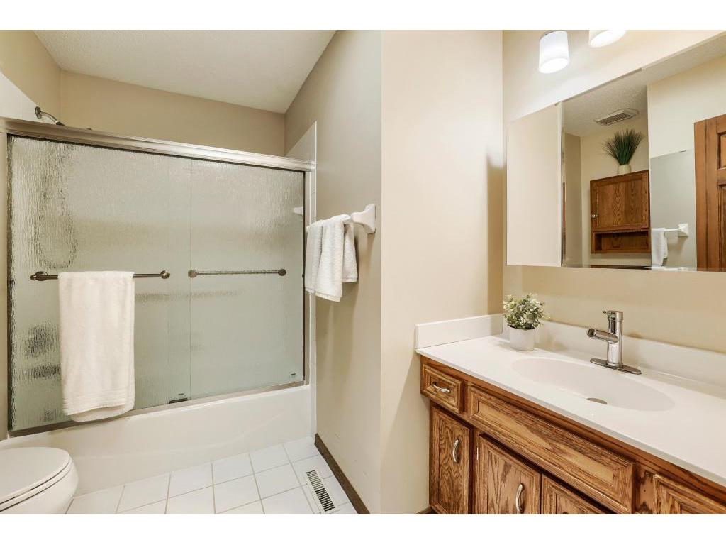 18100 Judicial Way N Lakeville MN 55044 7100780 image25