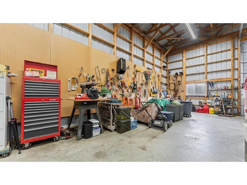 18100 Stockhousen Road NW Evansville MN 56326 7069959 image16