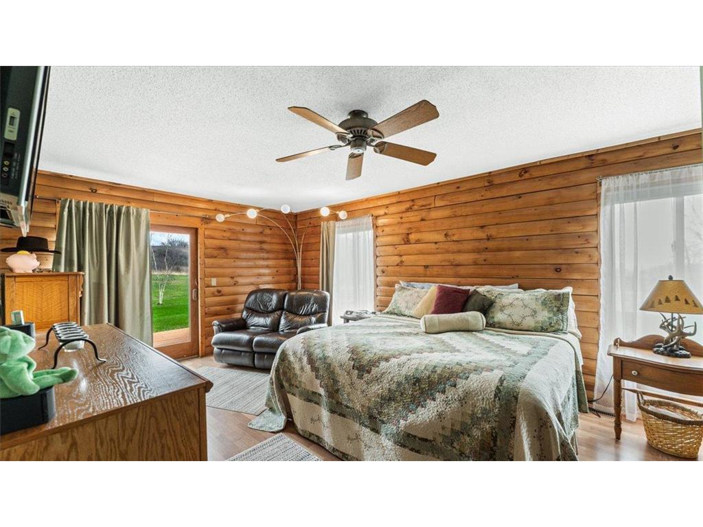 18100 Stockhousen Road NW Evansville MN 56326 7069959 image59