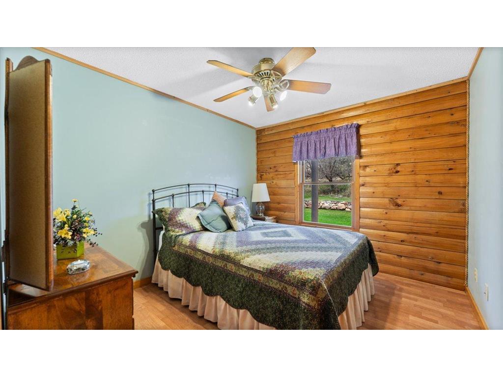 18100 Stockhousen Road NW Evansville MN 56326 7069959 image65