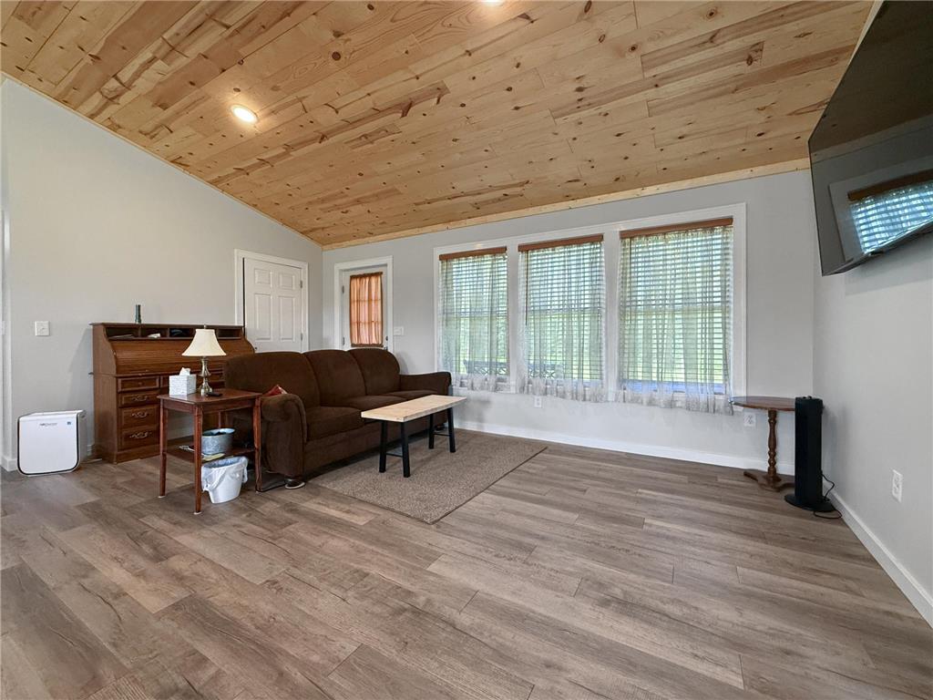 18101 279th Avenue Nevis MN 56467 6767965 image3