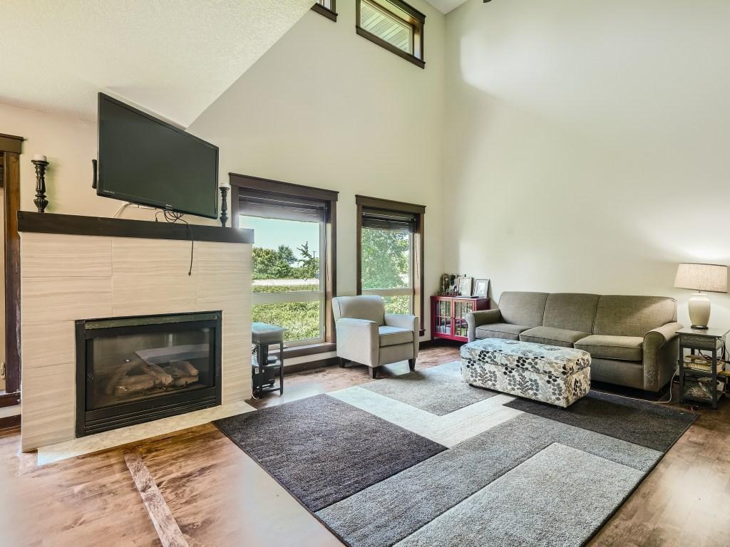 18102 Vance Circle NW Elk River MN 55330 6405498 image1