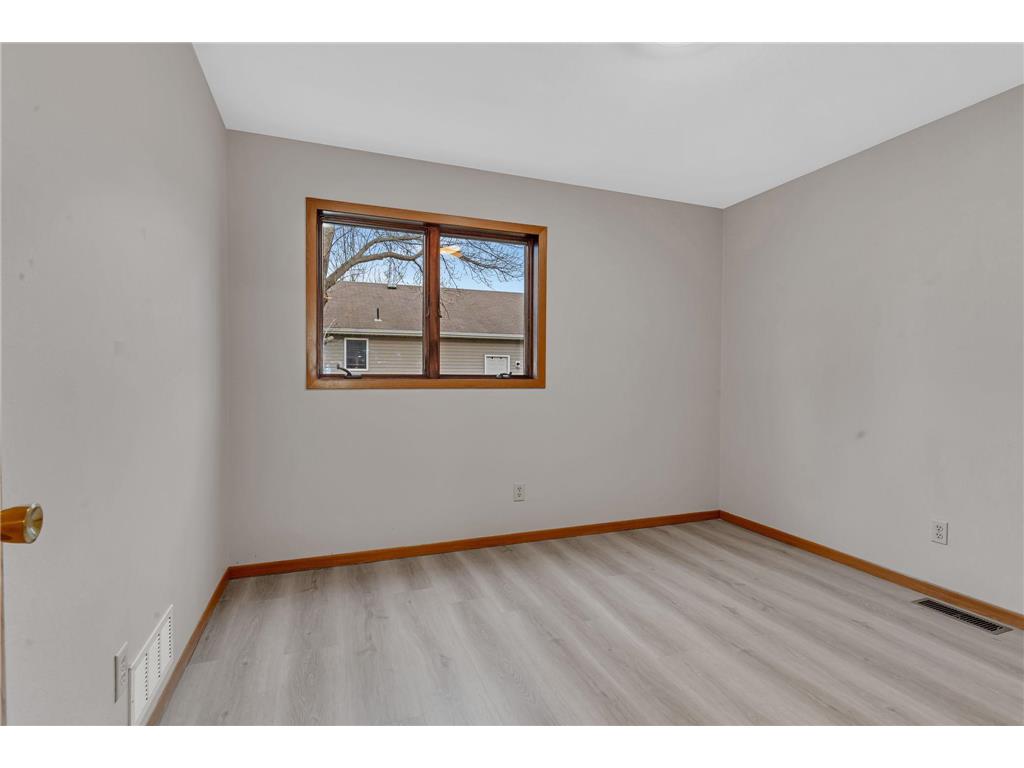 1811 13th Street SE Willmar MN 56201 7064955 image20