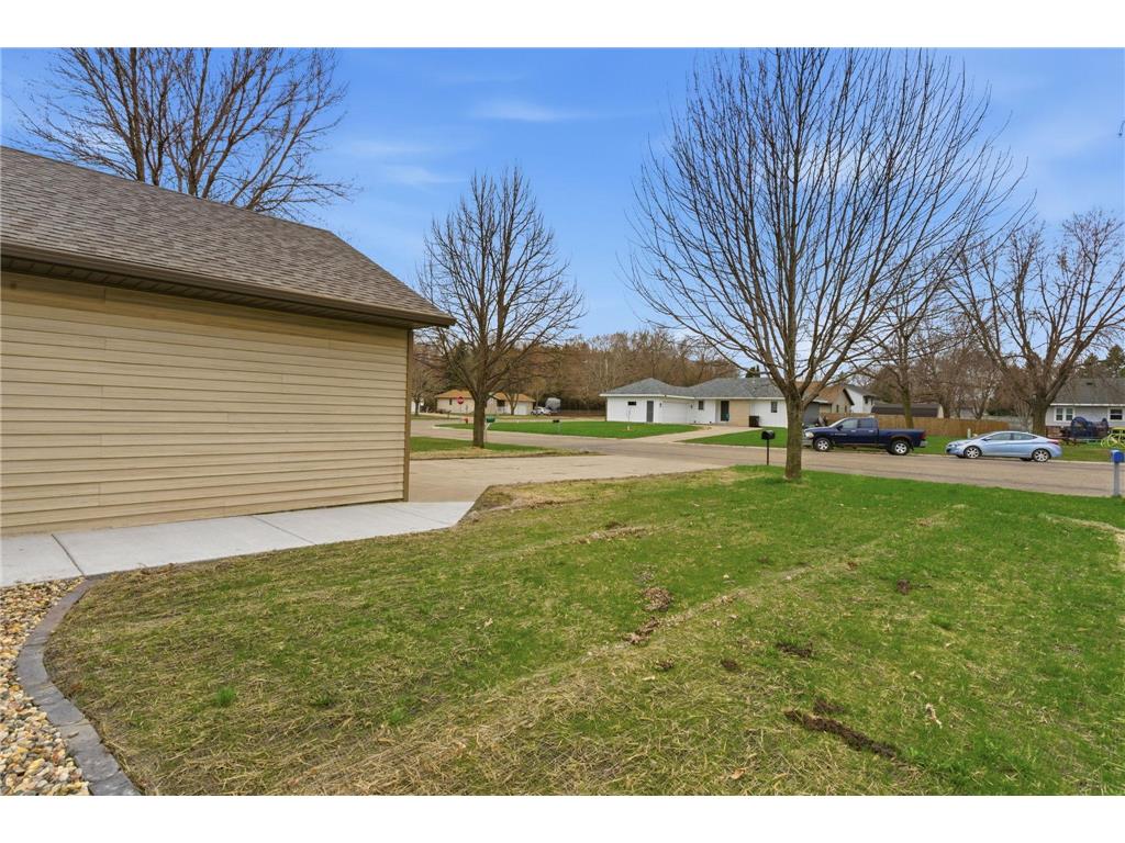 1811 13th Street SE Willmar MN 56201 7064955 image38
