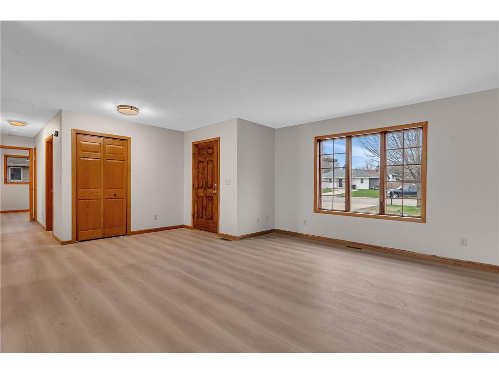1811 13th Street SE Willmar MN 56201 7064955 image7