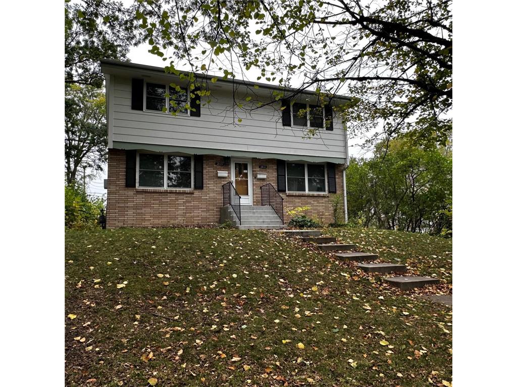 1811 Carl Street Lauderdale MN 55113 6450268 image1