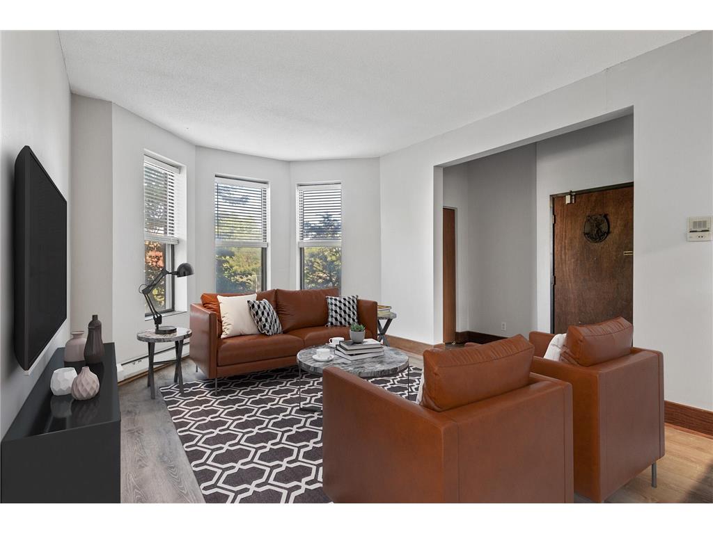 1811 Elliot Avenue 2, Minneapolis, MN 55404 MLS 6375319 Edina Realty