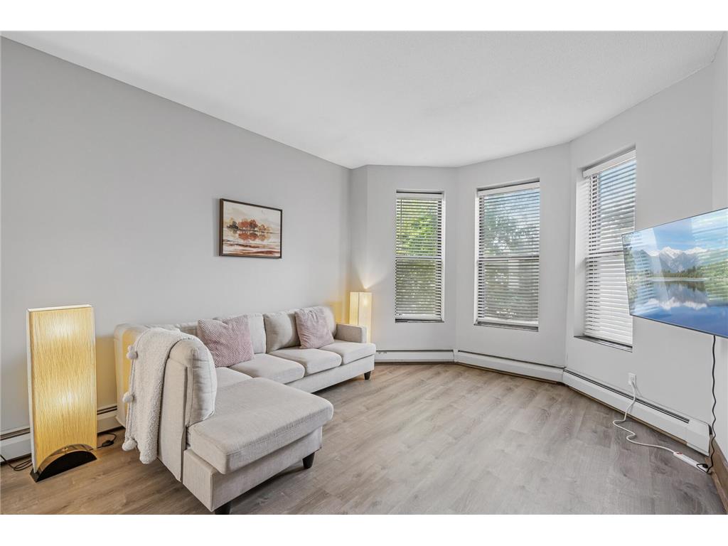 1811 Elliot Avenue #2 Minneapolis MN 55404 6789234 image1