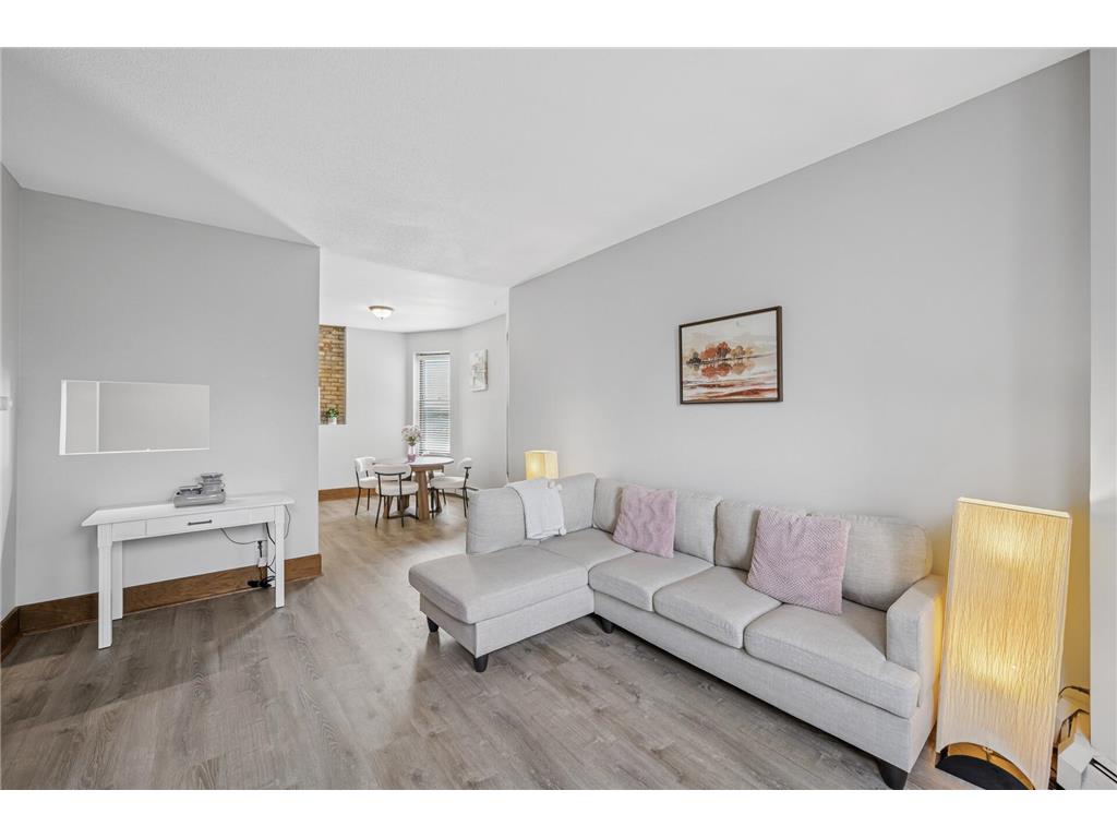 1811 Elliot Avenue #2 Minneapolis MN 55404 6789234 image2
