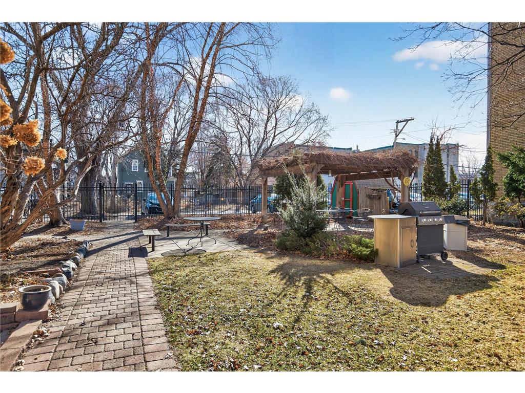 1811 Elliot Avenue #8 Minneapolis MN 55404 7043999 image25