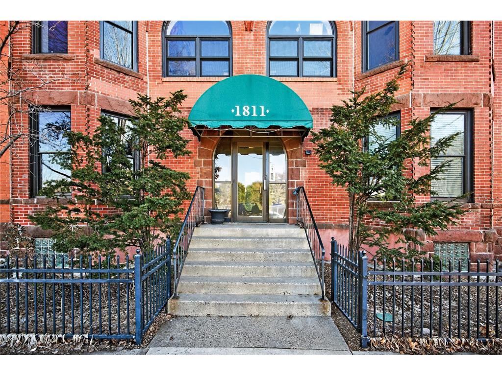 1811 Elliot Avenue #8 Minneapolis MN 55404 7043999 image3