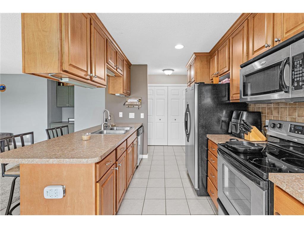 1811 Golf Street Big Lake MN 55309 - Mitchell 7105452 image11