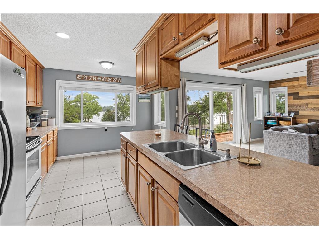 1811 Golf Street Big Lake MN 55309 - Mitchell 7105452 image7