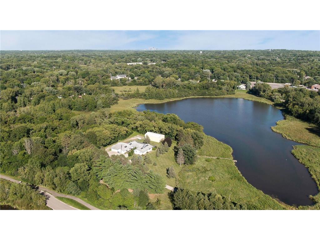 18116 Ridgewood Road Minnetonka MN 55391 6225903 image1