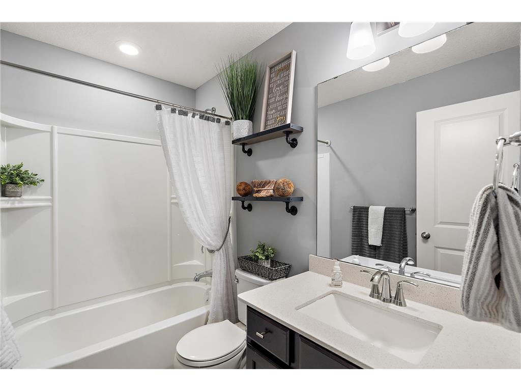 1812 2nd Avenue Anoka MN 55303 7114443 image19