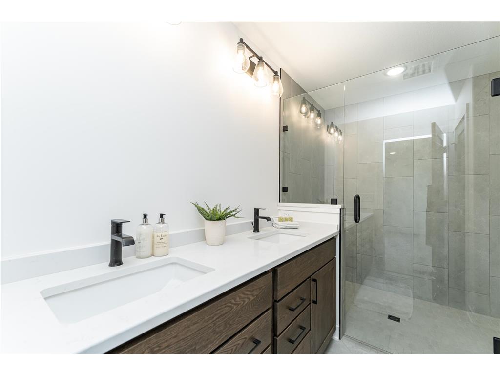 1812 Brandt Drive NE Byron MN 55920 6713907 image19