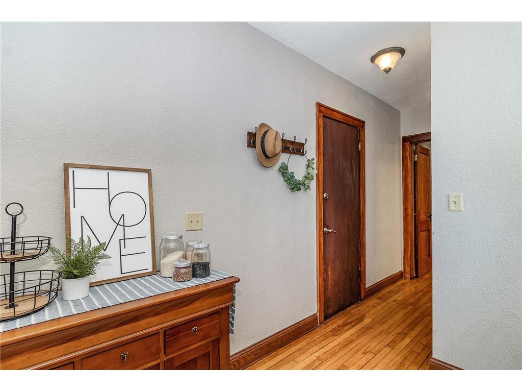 1812 Clinton Avenue #101 Minneapolis MN 55404 6792892 image3