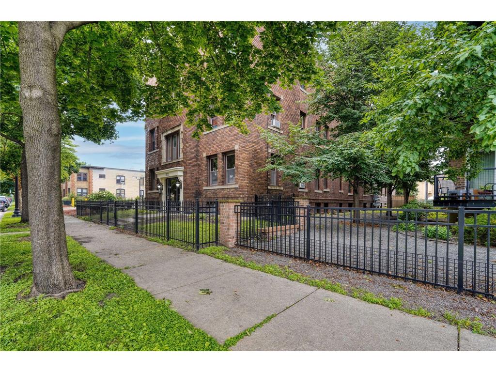 1812 Clinton Avenue #203 Minneapolis MN 55404 6744006 image14
