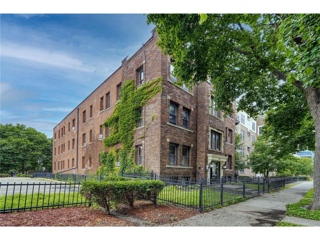 1812 Clinton Avenue #203 Minneapolis MN 55404 6744006 image16