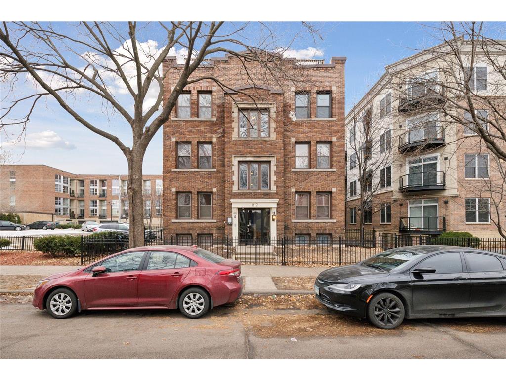 1812 Clinton Avenue #300 Minneapolis MN 55404 6651113 image1
