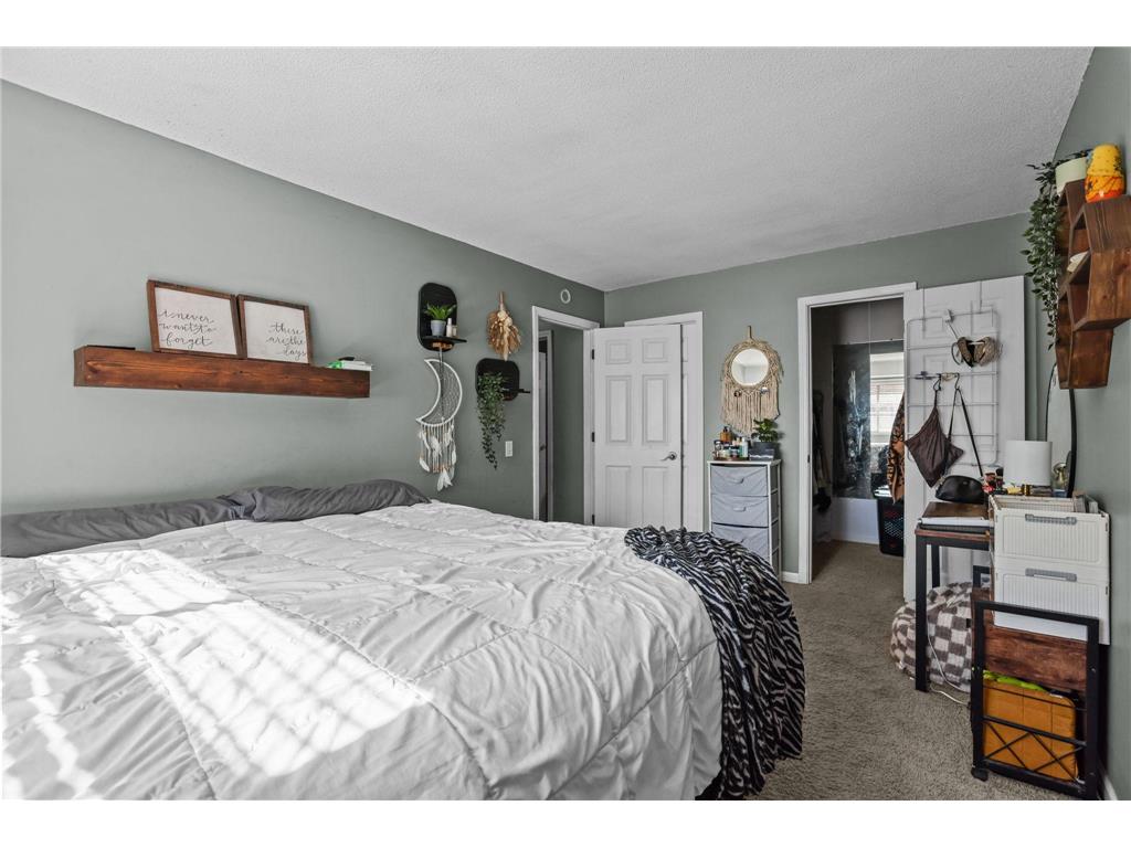 1812 E 123rd Street Burnsville MN 55337 7070223 image20