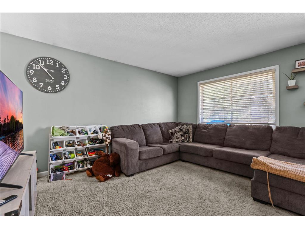 1812 E 123rd Street Burnsville MN 55337 7070223 image8