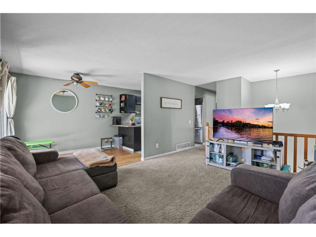 1812 E 123rd Street Burnsville MN 55337 7070223 image9